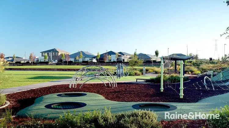 Fifth view of Homely house listing, 10 Cade way, Catherine Field NSW 2557