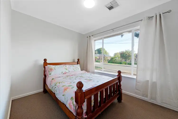Fifth view of Homely house listing, 2 Leabrook Drive, Para Hills SA 5096