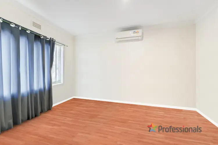 Fifth view of Homely house listing, 67 view street, St Albans VIC 3021