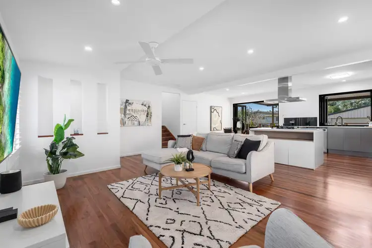 Second view of Homely house listing, 5 Meilandt Street, Wynnum QLD 4178