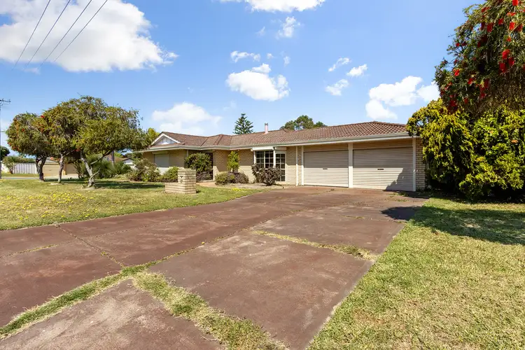 17 Falcon Street, Rockingham WA 6168