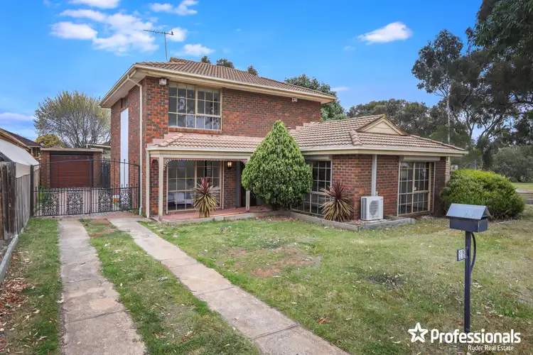 13 Black Dog Drive, Brookfield VIC 3338