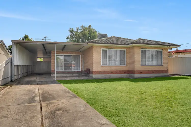 18 Lassie Avenue, Windsor Gardens SA 5087