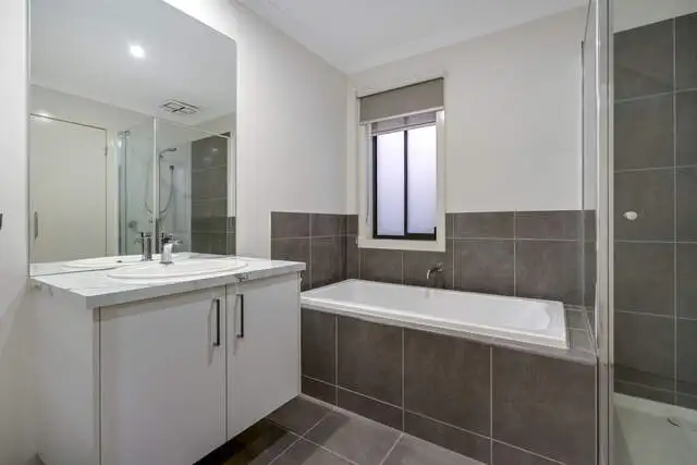Fifth view of Homely house listing, 8 Calypso Drive, Mickleham VIC 3064