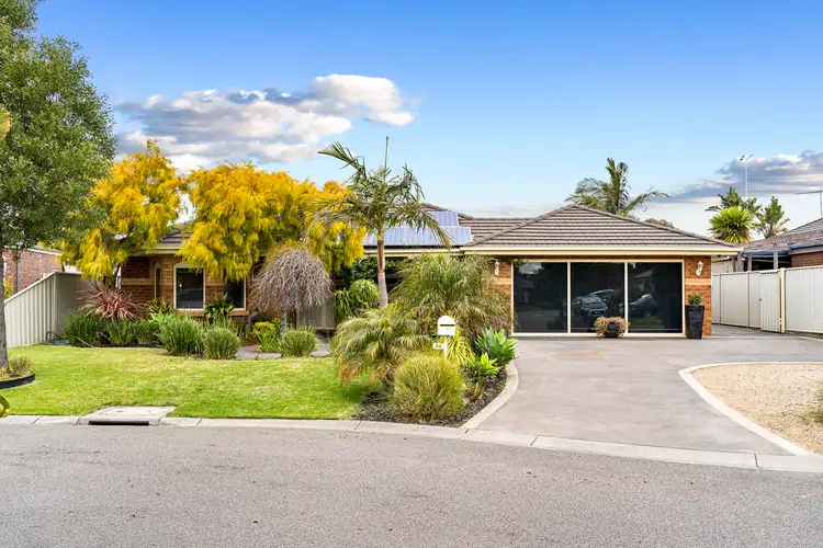 34 Stoneleigh Place, Craigieburn VIC 3064