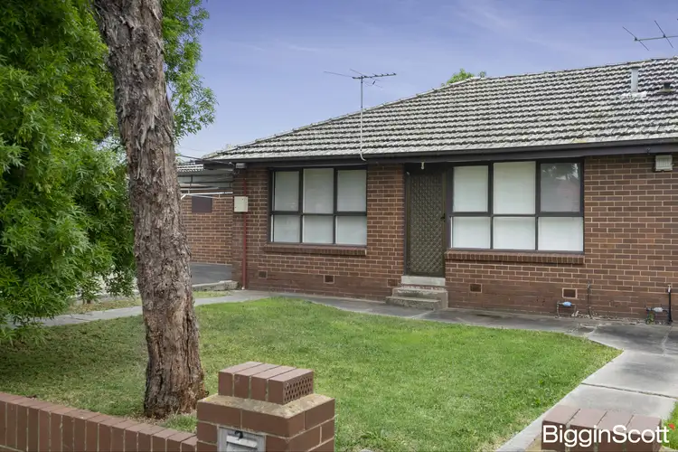 Main view of Homely unit listing, 2/2 Lee Street, St Albans VIC 3021