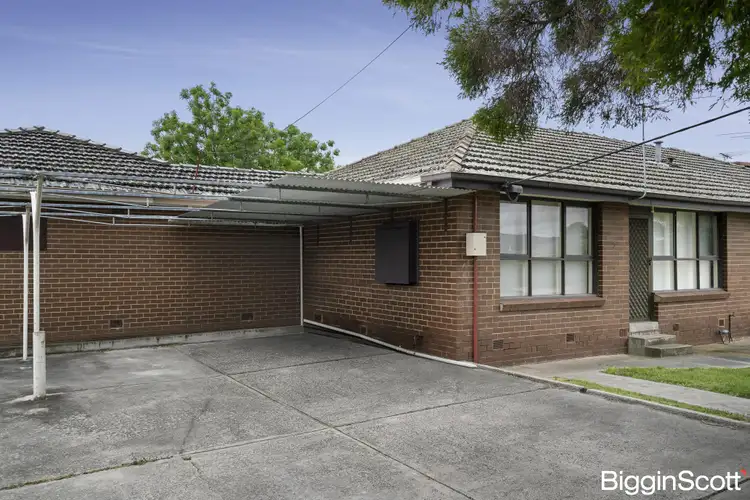 Second view of Homely unit listing, 2/2 Lee Street, St Albans VIC 3021