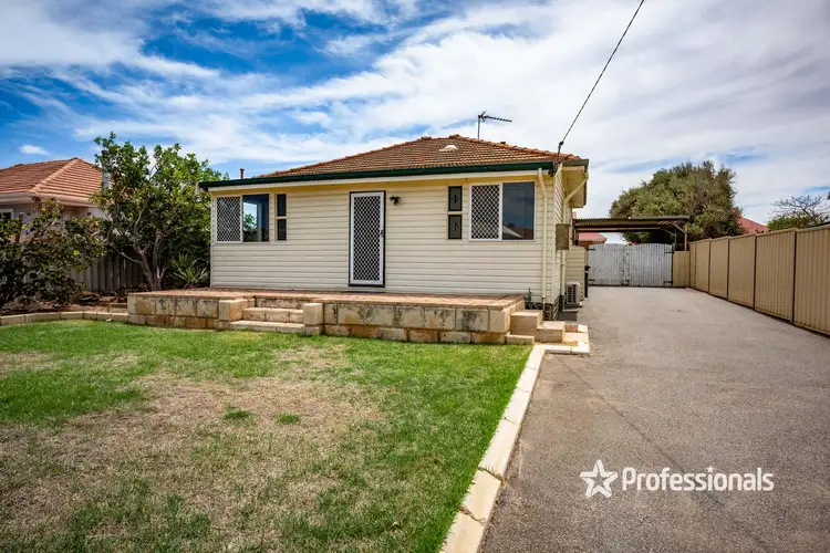 41 Whitfield Street, Beachlands WA 6530
