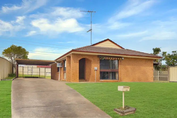 41 Corio Drive, St Clair NSW 2759