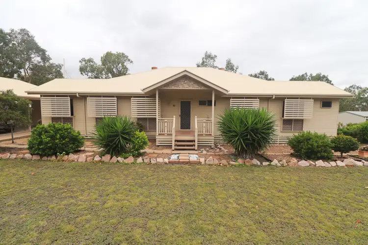 52 Castorina Drive, Mount Kelly QLD 4807