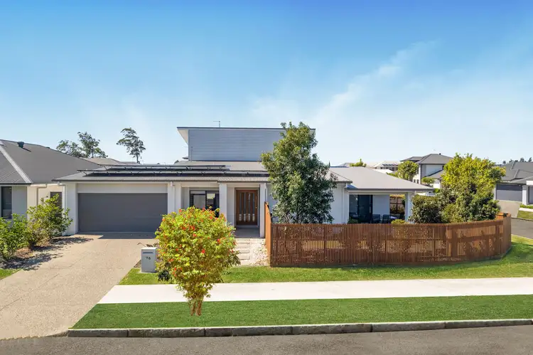 2/76 Great Sandy Circuit, Pimpama QLD 4209