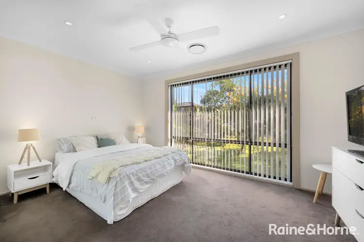 8 Davison Drive, Shoalhaven Heads NSW 2535
