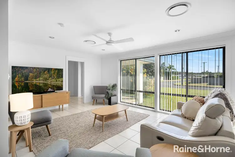Third view of Homely house listing, 8 Davison Drive, Shoalhaven Heads NSW 2535