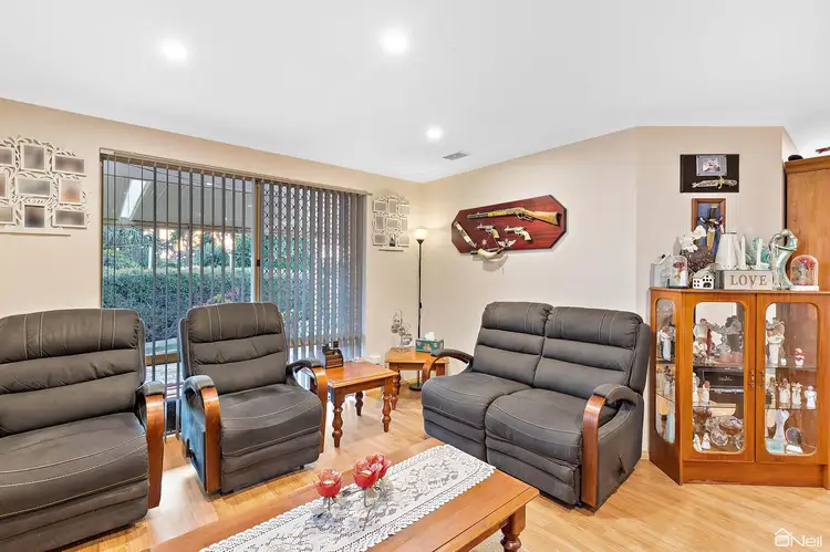 Sixth view of Homely house listing, 10 Bothe Court, Seville Grove WA 6112