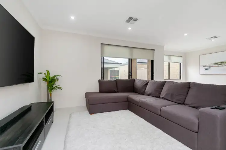 Fourth view of Homely house listing, 37 Marwood Circuit, Success WA 6164