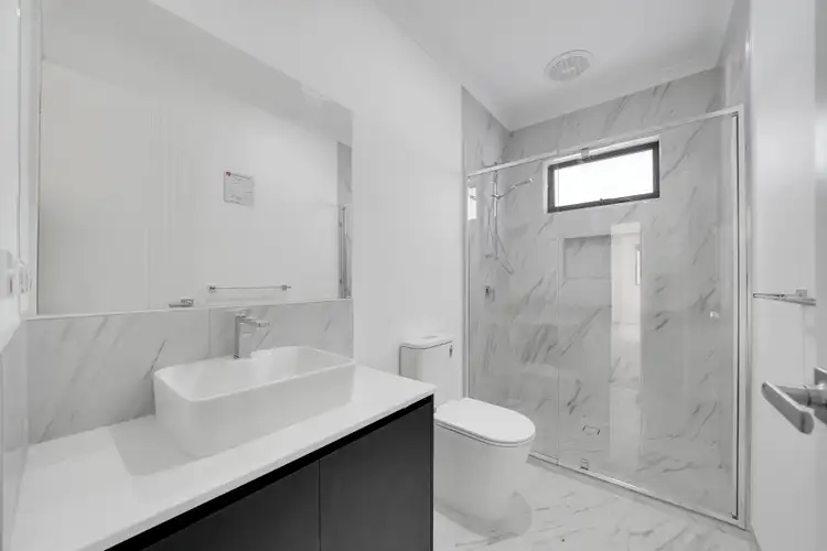 Fifth view of Homely house listing, 7 Gramercy Place, Strathtulloh VIC 3338