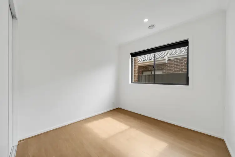 Sixth view of Homely house listing, 7 Gramercy Place, Strathtulloh VIC 3338