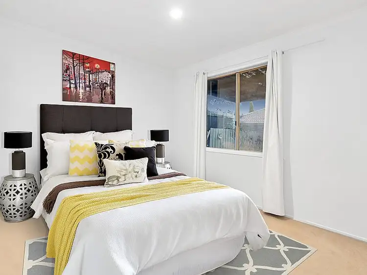Fifth view of Homely house listing, 19 Daphne Way, Cranbourne North VIC 3977