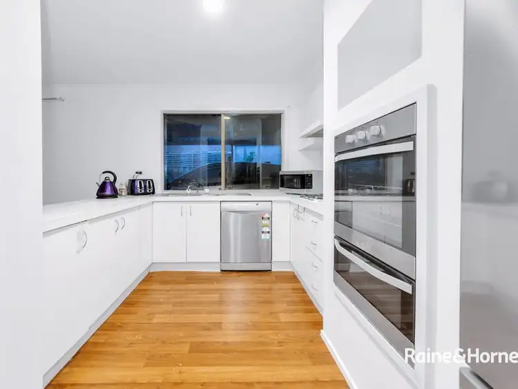 Sixth view of Homely house listing, 19 Daphne Way, Cranbourne North VIC 3977