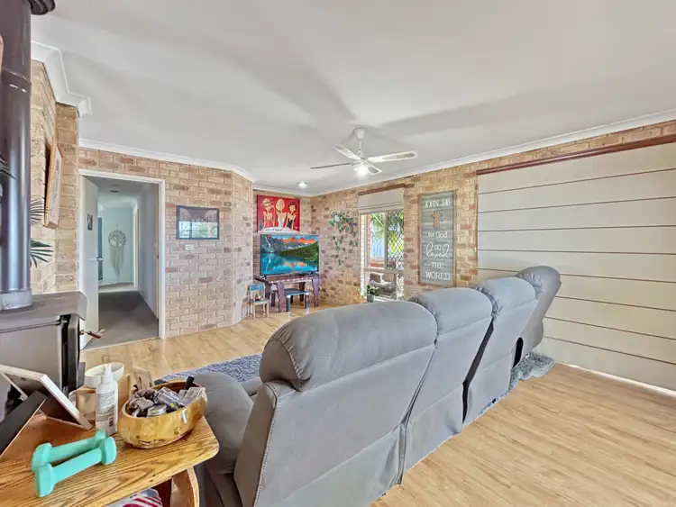 Sixth view of Homely house listing, 10 Wilton Close, Mount Tarcoola WA 6530