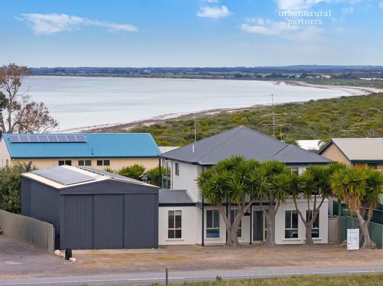 15 Marion Bay Road