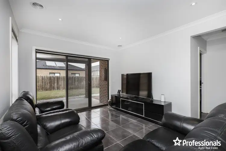 Fourth view of Homely house listing, 3 Meighen Circuit, Melton South VIC 3338