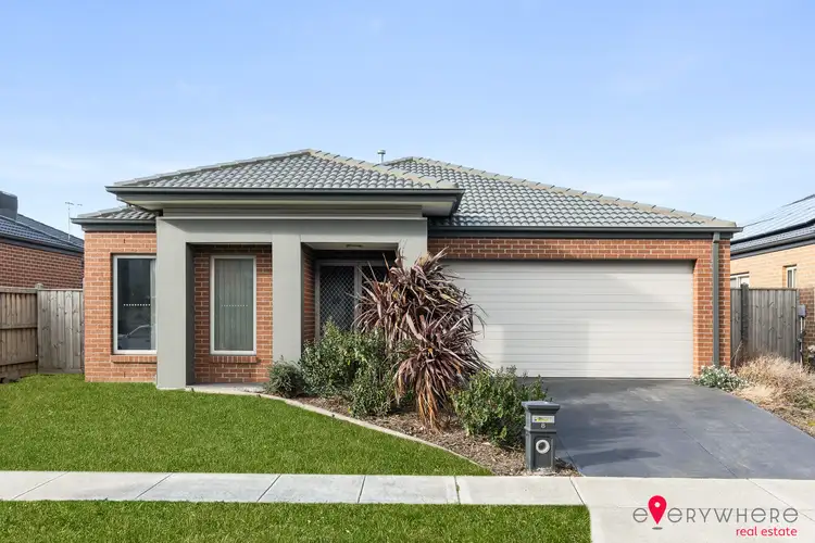 8 Carrick Street, Point Cook VIC 3030