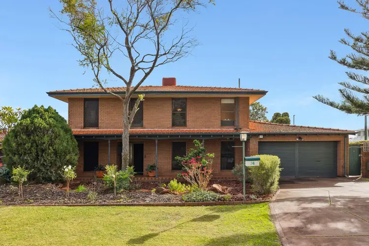 36 Dalston Crescent, Kardinya WA 6163