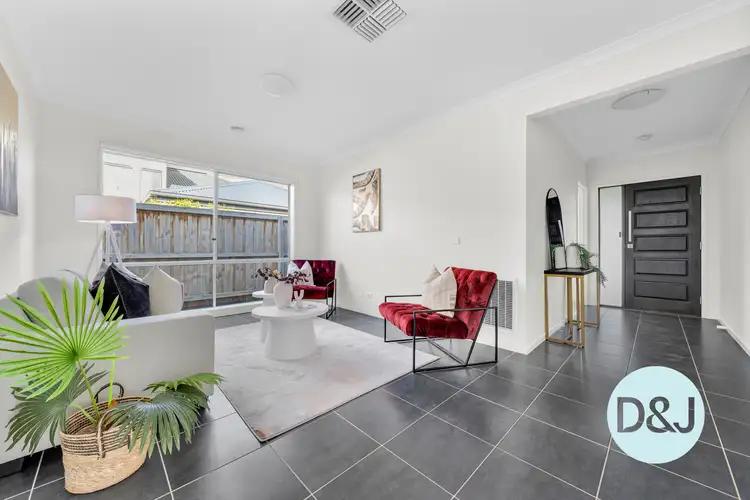 Fifth view of Homely house listing, 4 Yamba Close, Cranbourne North VIC 3977