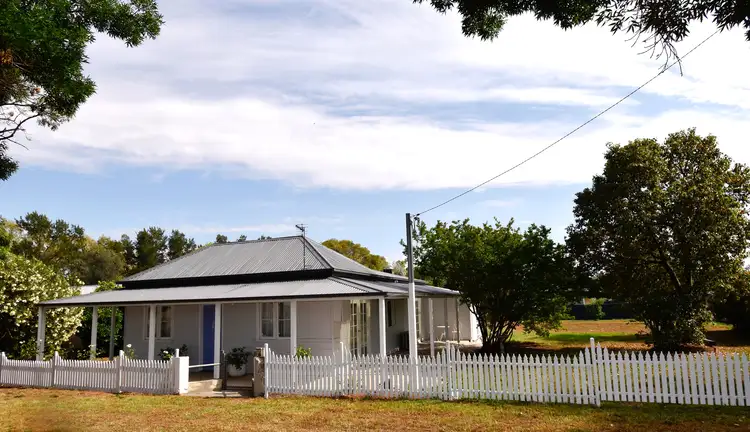 Main view of Homely house listing, 4 Maxwell Street, Wellington NSW 2820