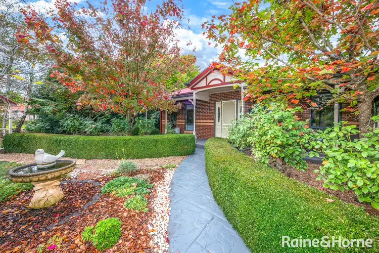 50 Jacksons Creek Way, Gisborne VIC 3437