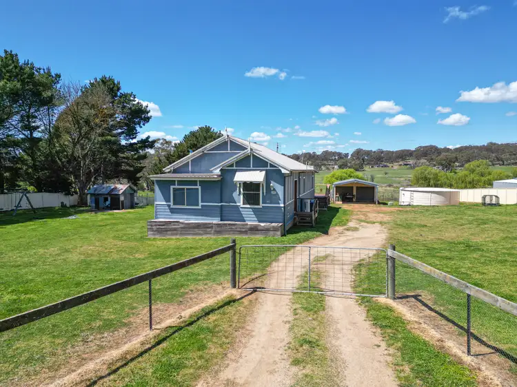 3718 Sofala Road, Wattle Flat NSW 2795