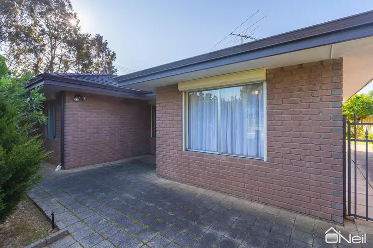 Fourth view of Homely house listing, 2 Hemingway Drive, Camillo WA 6111