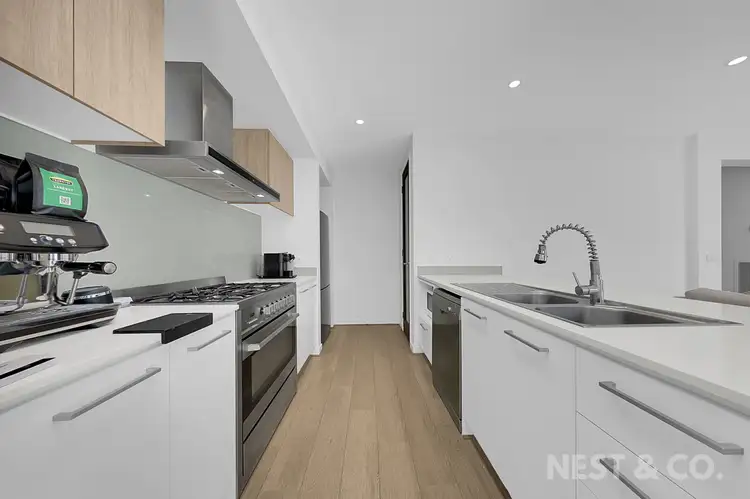 Sixth view of Homely house listing, 550 Grand Boulevard, Craigieburn VIC 3064