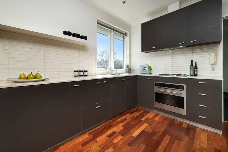 Fifth view of Homely apartment listing, 11/25 Isabella Grove, Hawthorn VIC 3122
