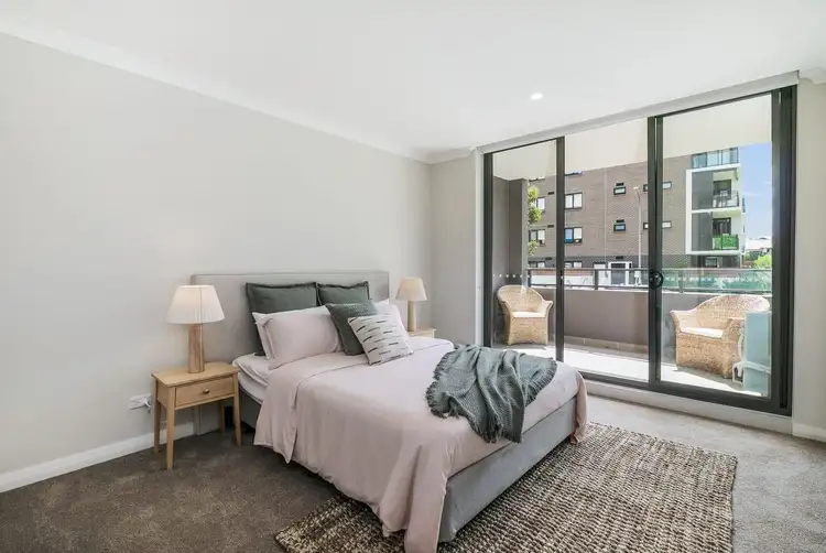 18 Free Settlers Drive