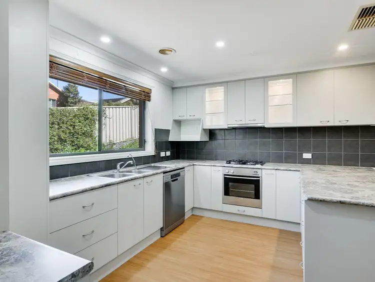 Fifth view of Homely house listing, 11 Briwood Court, West Albury NSW 2640
