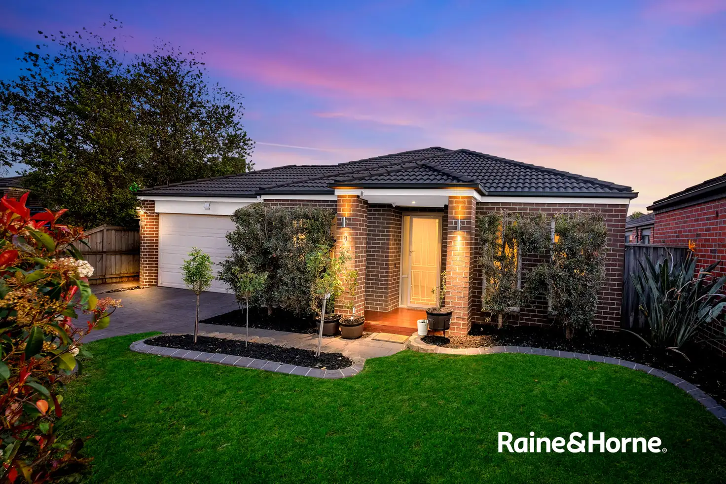 Main view of Homely house listing, 8 Tournament Place, Cranbourne North VIC 3977