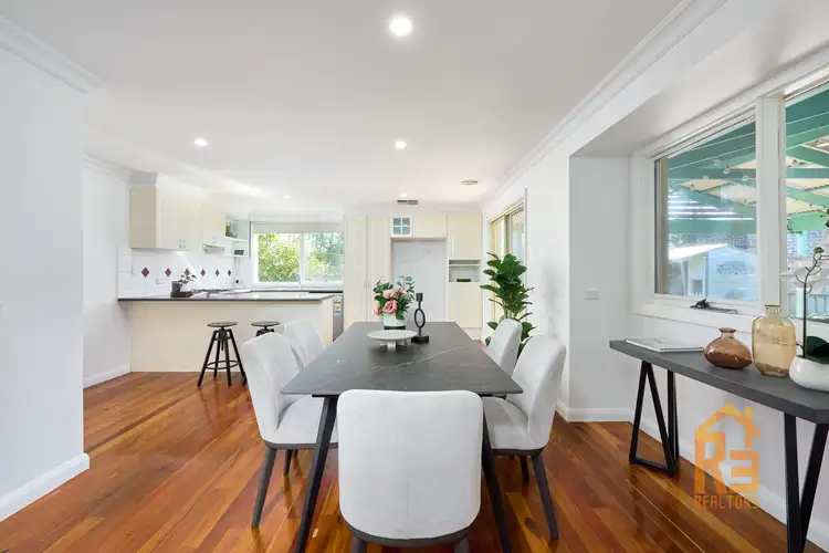 Fifth view of Homely house listing, 8 Bruce Court, Berwick VIC 3806