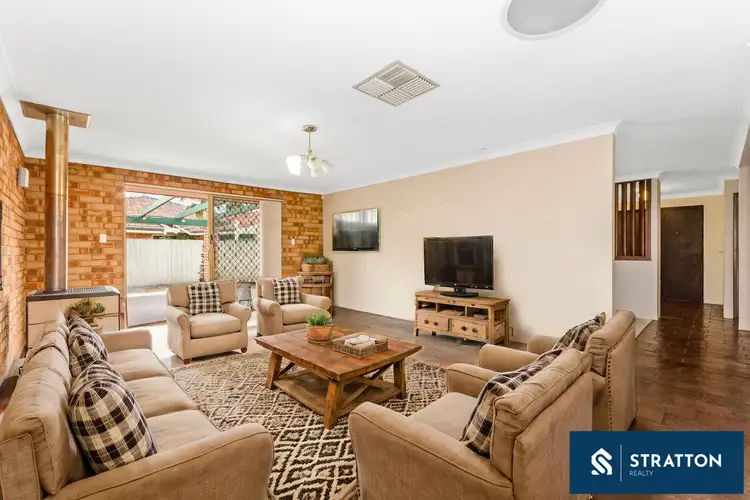 13 Crusader Drive, Thornlie WA 6108