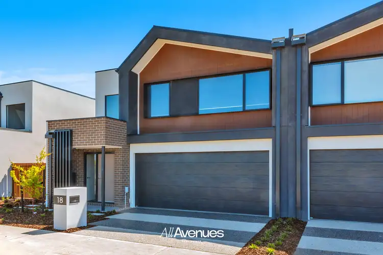 18 Eastview terrace, Clyde VIC 3978