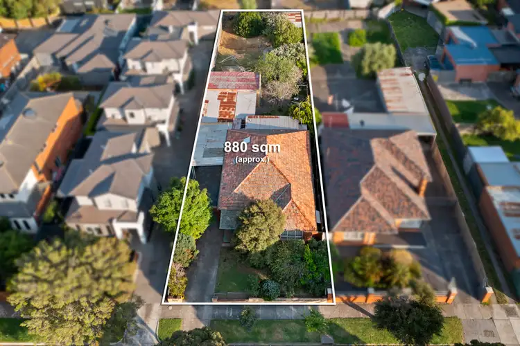 9 Stapley Crescent, Altona North VIC 3025