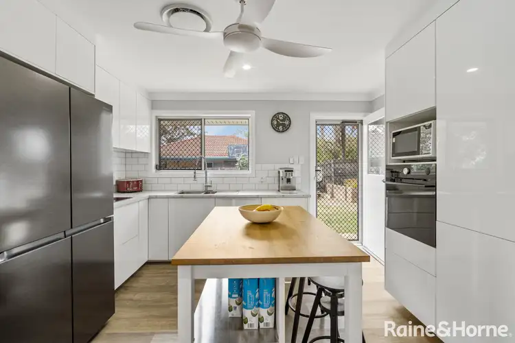 Fourth view of Homely house listing, 2 Chieti Court, Marsden QLD 4132