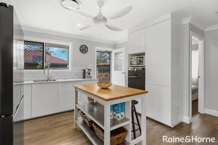 Sixth view of Homely house listing, 2 Chieti Court, Marsden QLD 4132