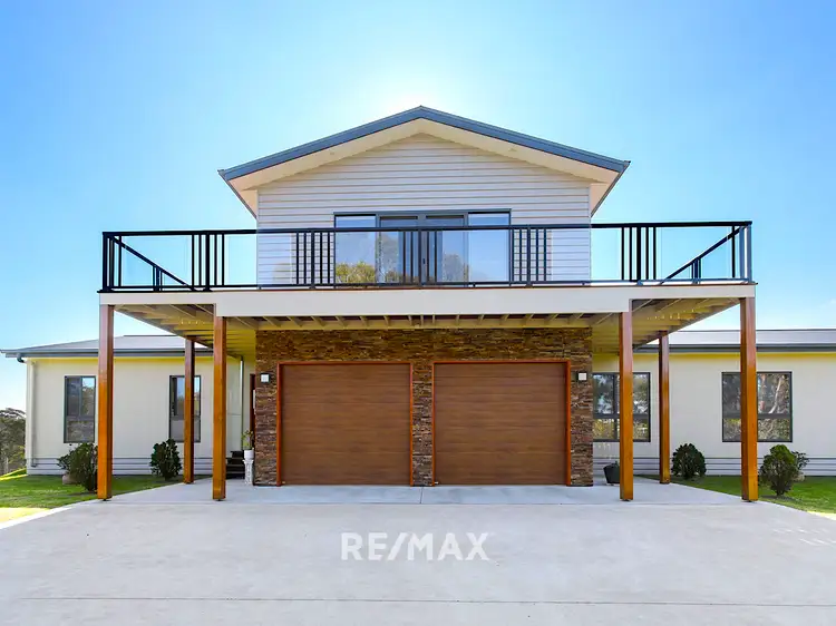 2 Matthew Avenue, Metung VIC 3904