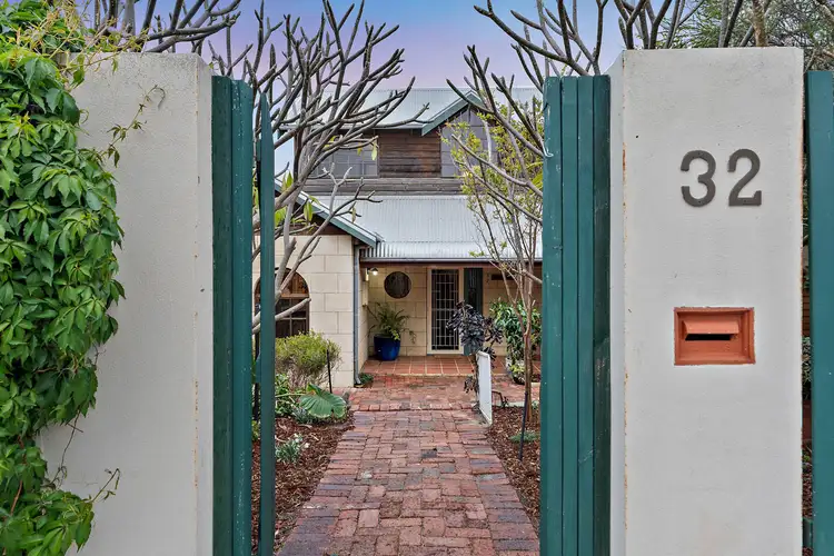 32 Lilly Street, South Fremantle WA 6162