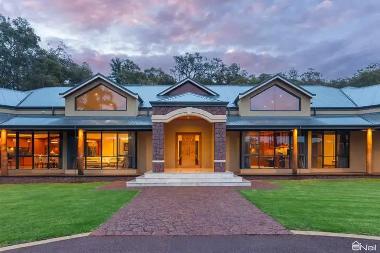 319 Carradine Road, Bedfordale WA 6112