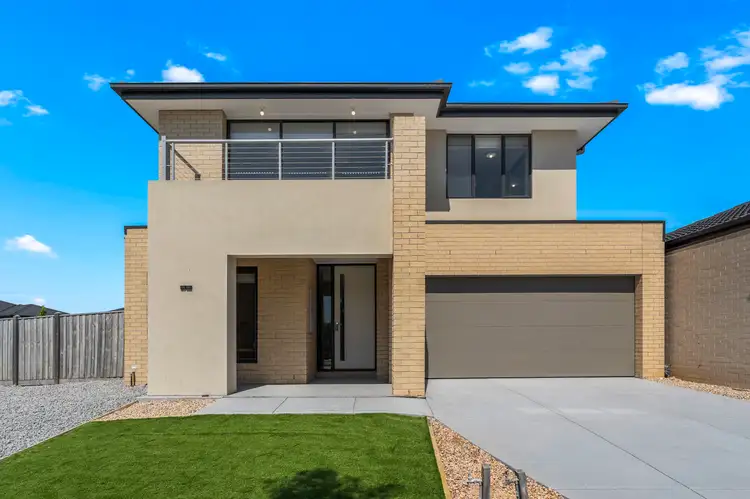 17 Lokeport Parkway, Mickleham VIC 3064