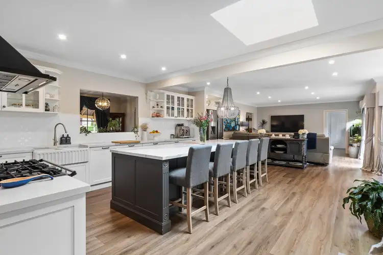 33 Manor Drive, Frankston South VIC 3199