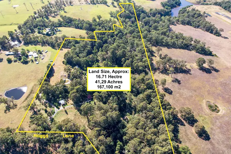 106 Hoggs Lane, Lakes Entrance VIC 3909